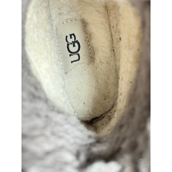 UGG Women's Adirondack III Boot Wool Insulation Womens Size 7 Black - Picture 8 of 9